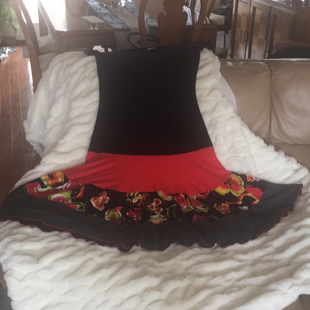 Dress - Picture 6 of 6